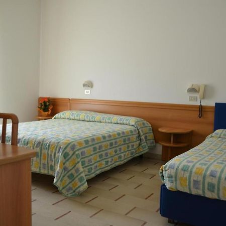 Hotel Zani Cervia Exterior photo