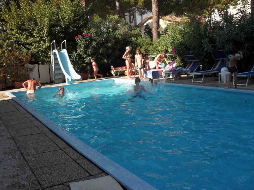Hotel Zani Cervia Exterior photo