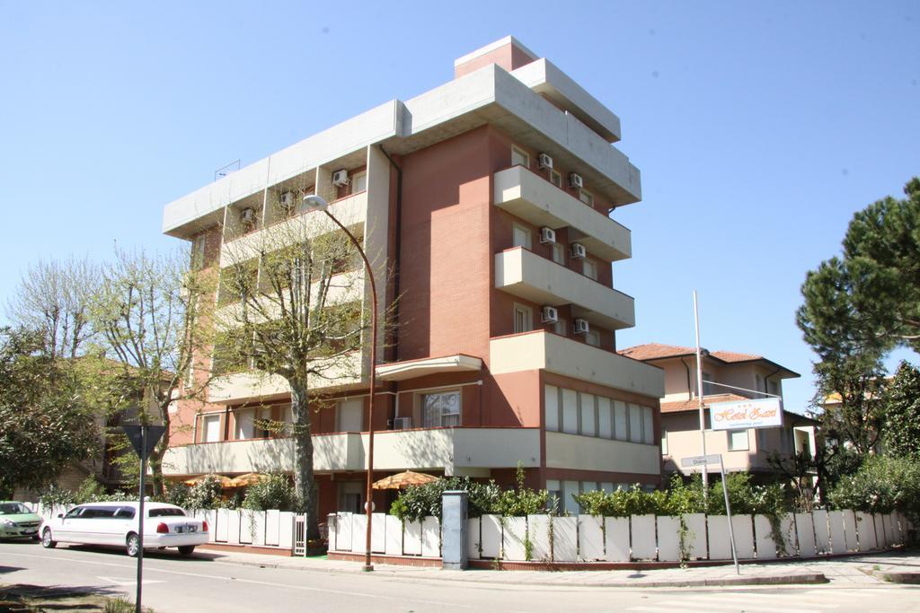 Hotel Zani Cervia Exterior photo